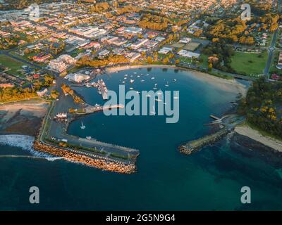 Ulladulla Harbour girato da un drone. Foto Stock