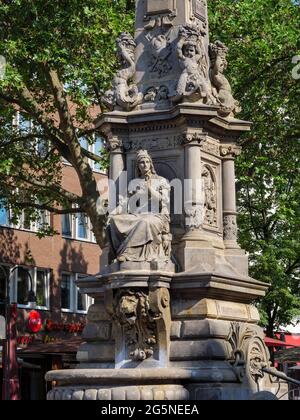 Monument Jan-van Werth, Alter Markt, Colonia, Nord Reno-Westfalia, Germania, Europa Foto Stock