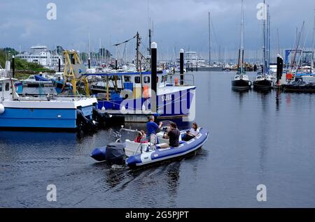 barche a lymington marina, hampshire, inghilterra Foto Stock