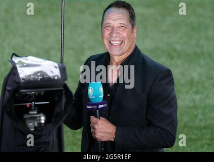 L'ex portiere dell'Inghilterra David Seaman presenta per essere Sport prima durante il round UEFA Euro 2020 della partita 16 al Wembley Stadium, Londra. Data immagine: Martedì 29 giugno 2021. Foto Stock