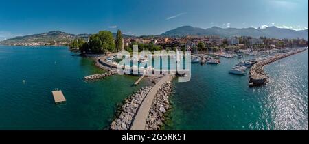 Musée suisse du Jeu castello, Lac Léman, porto per imbarcazioni da diporto Foto Stock