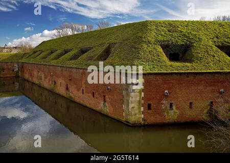 Testa di ponte napoleonica, struttura fortificata nella storica città fortificata, Brueckenkopf-Park, Germania, Nord Reno-Westfalia, basso Reno, Juelich Foto Stock