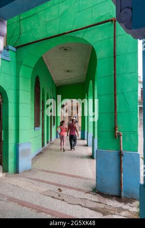 Scene della città di l'Avana, Cuba, 2021 Foto Stock