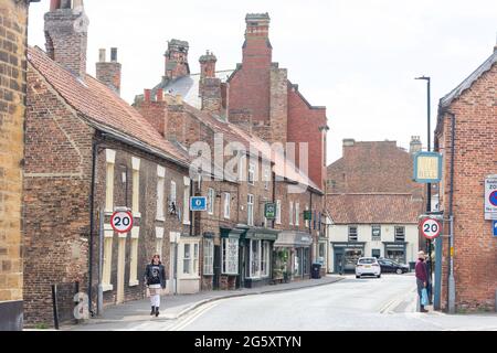 Kirkgate, Thirsk, North Yorkshire, Inghilterra, Regno Unito Foto Stock