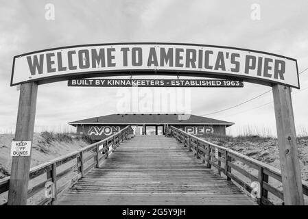 Cartello del molo di Avon, nelle Outer Banks, North Carolina Foto Stock