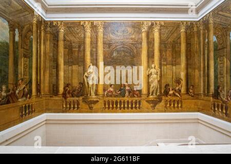 Francia, Parigi, il museo Carnavalet, la scala dell'hotel de Luynes Foto Stock