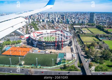 Vista aerea dello stadio 'The Monumental', dove gioca River Plate, una squadra di calcio molto importante da Buenos Aires, Argentina. Foto Stock