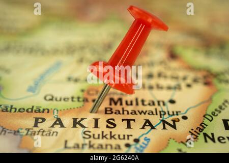 Località Pakistan, mappa di viaggio con closeup segnapunto a spinta, concetto di viaggio Asia Foto Stock