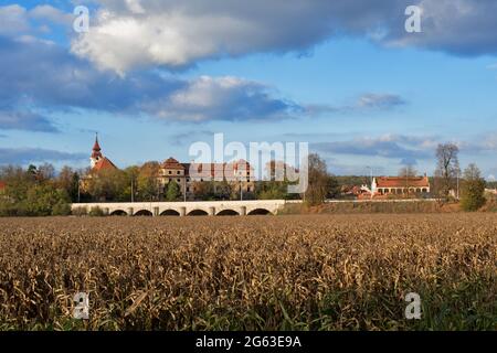 Vista panoramica della città di Postoloprty. Foto Stock