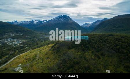 Ushuaia vista aerea. Ushuaia è la capitale di Tierra del Fuego provincia in Argentina. Foto Stock