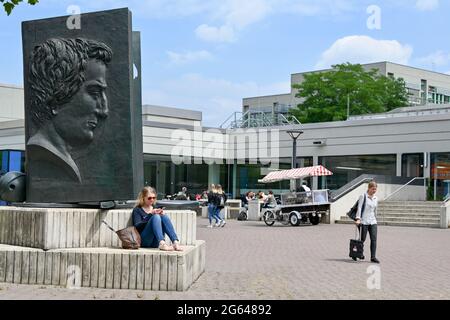 Il monumento Heinrich Heine nel campus dell'Università di Duesseldorf Foto Stock