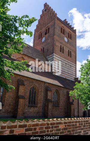 Koge, Danimarca - 12 giugno 2021 - la chiesa di San Nicola nel centro storico di Koge Foto Stock