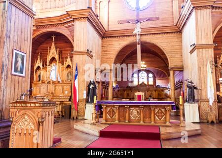 CASTRO, CILE - MAR 22: Interno della chiesa di San Francisco a Castro, Isola di Chiloe, Cile Foto Stock