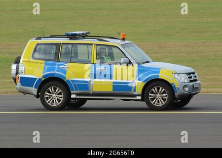 SF12 CBO, uno shogun Mitsubishi gestito dalla polizia scozzese, pattugliando Prestwick Airport durante la visita del presidente degli Stati Uniti Donald Trump. Foto Stock