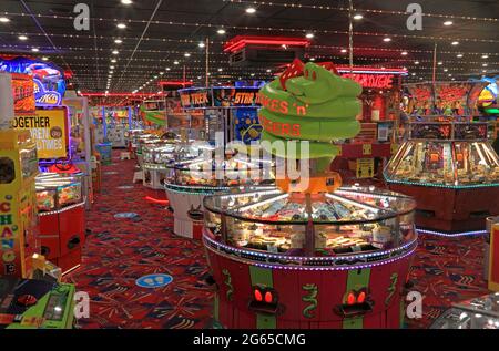 The Pier, divertimenti, interni, divertimento per tutta la famiglia, Hunstanton Pier, Norfolk, Inghilterra Foto Stock