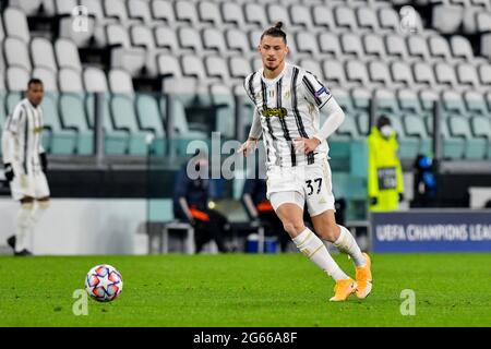 Radu Dragusin della Juventus FC durante la stagione 2020/21 della Champions League della Juventus FC allo stadio Allianz di Torino - / LM Foto Stock