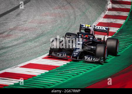 Spielberg, Austria. 03 luglio 2021. Il pilota francese della Scuderia AlphaTauri Honda Pierre Gasly compete durante la sessione di qualificazione del Gran Premio di F1 austriaco al Red Bull Ring di Spielberg. (Foto di Jure Makovec/SOPA Images/Sipa USA) Credit: Sipa USA/Alamy Live News Foto Stock