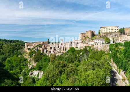 Sorano, Città del tufo in Toscana Foto Stock