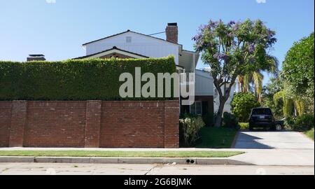 Los Angeles, California, USA 4 luglio 2021 UNA visione generale dell'atmosfera di Singer Nelson Eddy, cantante/attrice Jeanette MacDonald e l'ex casa/casa di attore gene Raymond al 401 giugno Street il 4 luglio 2021 a Los Angeles, California, USA. Foto di Barry King/Alamy Stock foto Foto Stock