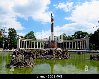 Il monumento alle truppe sovietiche a Vienna, Austria Foto Stock