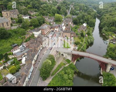 Ironbridge grande villaggio in Telford Inghilterra immagine aerea alto punto di vista Foto Stock