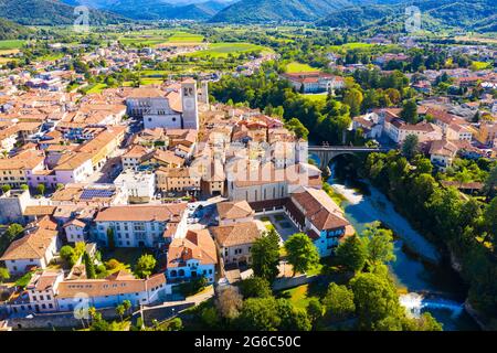 Vista aerea della città di Cividale del Friuli. Italia Foto Stock