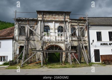 Historische Gold-Bergbaustadt Rosia Montana, Rumänien, Transilvanien Foto Stock