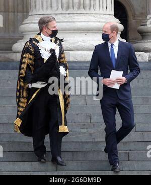 Londra, Inghilterra, Regno Unito. 5 luglio 2021. Duca di Cambridge il Principe William arriva nella Cattedrale di San Paolo per celebrare il compleanno del Regno Unito National Health Service Credit: Tayfun Salci/ZUMA Wire/Alamy Live News Foto Stock