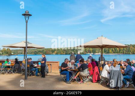 Historische Meierei im Neuen Garten, albergo e birreria, Potsdam, Brandeburgo, Germania Foto Stock