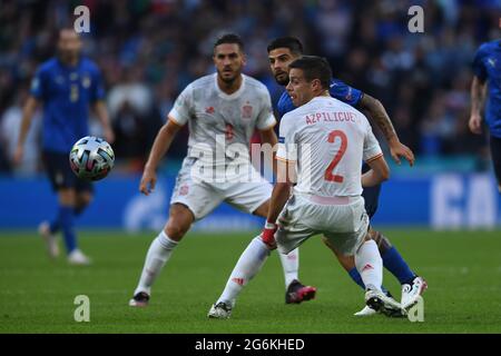 Londra, Inghilterra. 06/07/2021, Koke Jorge Resurreccion Merodio (Spagna)Lorenzo Insigne (Italia)Cesar Azpilicueta (Spagna) durante l'UEFA 'European Championship 2020 Semifinali tra Italia 5-3 Spagna al Wembley Stadium il 06 luglio 2021 a Londra, Inghilterra. Credit: Maurizio Borsari/AFLO/Alamy Live News Foto Stock