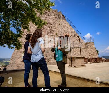 Visita alla Torre di Minyona nel Castello di Cardona (Bages, Barcellona, Catalogna, Spagna) ESP: Visita alla Torre de la Minyona en el Castillo de Cardona Foto Stock