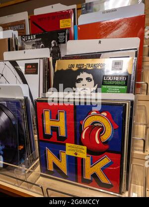 Mostra Vinyl Record a Barnes & Noble a New York City, USA Foto Stock