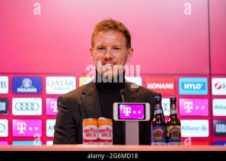 Monaco Germania 7 luglio 2021, calcio: FC Bayern Monaco presenta il team manager Julian Nagelsmann; Ritratto Julian Nagelsmann FC Bayern München via Mirafoto Foto Stock