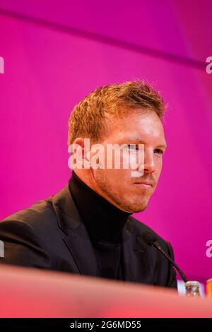 Monaco Germania 7 luglio 2021, calcio: FC Bayern Monaco presenta il team manager Julian Nagelsmann; Ritratto Julian Nagelsmann FC Bayern München via Mirafoto Foto Stock