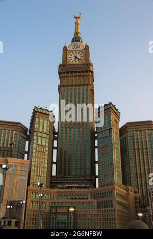 Torre dell'Orologio Mecca. Abraj al-Bait in Mecca - Arabia Saudita: 24 agosto 2018 Foto Stock