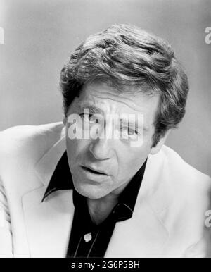 George Segal, Head and Beachs Pubblicità Ritratto per il film, 'The Terminal Man', Warner Bros., 1974 Foto Stock