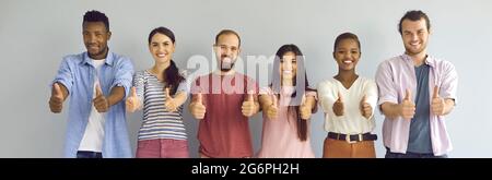 Banner con diversi gruppi di persone felici e soddisfatti che sorridono e danno pollici in su Foto Stock