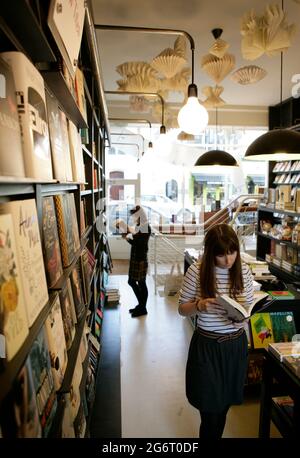 Lutyens e Rubenstein Bookshop nella Notting Hill di Londra. Foto Stock