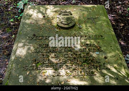 Cimitero della Casa di Sassonia-Coburg e Gotha vicino Coburg, Germania. Tomba di Viktoria Adelheid Helena Louise Maria Frederike di Schleswig-Holstein-Sonderburg-Glücksburg (* 31 dicembre 1885 a Gut Grünholz in Thumby vicino Kappeln; † 3 ottobre 1970 a Grein, Austria), Duchessa di Sassonia Coburg e Gotha Foto Stock