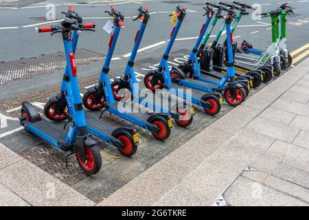 Noleggio di scooters eScooters a Londra Foto Stock