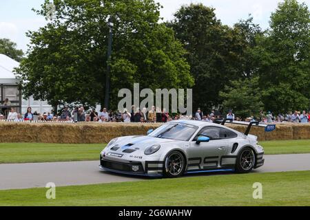 GOODWOOD Motor Circuit, 8 luglio 2021. Porsche durante il Festival of Speed, Chichester, Regno Unito, l'8 luglio 2021 Foto Stock