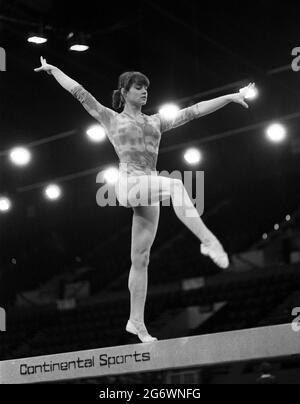 File photo datato 11-05-1979 del gymnast rumeno Nadia Comaneci, campione del mondo e del fascio olimpico. Data di emissione: Venerdì 9 luglio 2021. Foto Stock