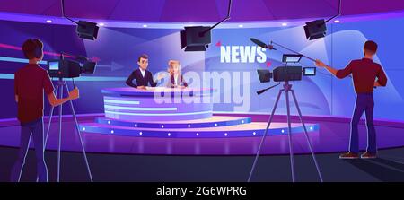 I presentatori televisivi trasmettono notizie in un moderno studio televisivo con cameraman, apparecchiature luminose e terra su un enorme schermo panoramico. Programma di refertazione Ananchorman e newscaster, illustrazione vettoriale Cartoon Illustrazione Vettoriale