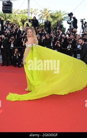 8 luglio 2021, CANNES, Francia: CANNES, FRANCIA - 08 LUGLIO: Chiara Ferragni partecipa alla proiezione 'Stillwater' durante il 74a edizione del Festival del Cinema di Cannes il 08 luglio 2021 a Cannes, Francia (Credit Image: © Frederick InjimbertZUMA Wire) Foto Stock