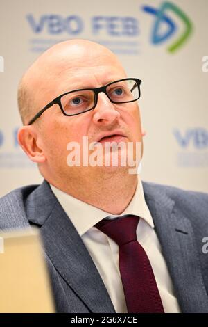 FEB-VBO capo economista Edward Roosens ha ritratto durante la conferenza stampa biennale del VBO-FEB (Federazione delle imprese in Belgio - Verbond v Foto Stock