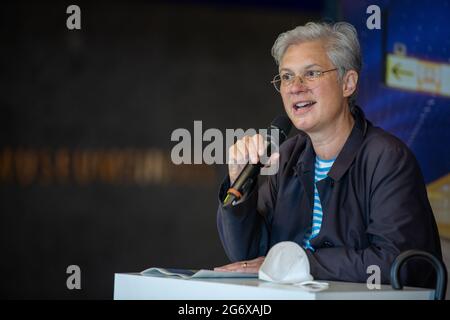 Berlino, Germania. 09 luglio 2021. EVA Kreienkamp, Presidente del Consiglio di Amministrazione di BVG, interviene all'apertura della stazione della metropolitana di Museum Island. Credit: Christophe Gateau/dpa/Alamy Live News Foto Stock