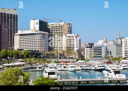 Albergo Fenicia e baia di Zaitunay a Beirut, Libano Foto Stock