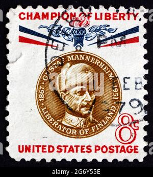 USA - CIRCA 1960: Un francobollo stampato negli Stati Uniti mostra il Barone Gustaf Emil Mannerheim, Maresciallo e Presidente della Finlandia, circa 1960 Foto Stock