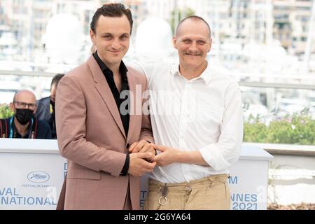 Georg Friedrich e Franz Rogowski frequentano la Grande Freedom Photopall durante il 74a edizione del Festival di Cannes il 08 luglio 2021 a Cannes, Francia.Foto di David Niviere/ABACAPRESS.COM Foto Stock