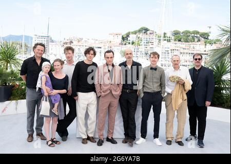 Ospiti, Scriptwriter Thomas Reider, Thomas Prenn, Franz Rogowski, Direttore Sebastian Meise, Anton von Lucke, Georg Friedrich e ospite frequentano la Great Freedom Photocall durante il 74a edizione del Festival di Cannes il 08 luglio 2021 a Cannes, Francia.Foto di David Niviere/ABACAPRESS.COM Foto Stock